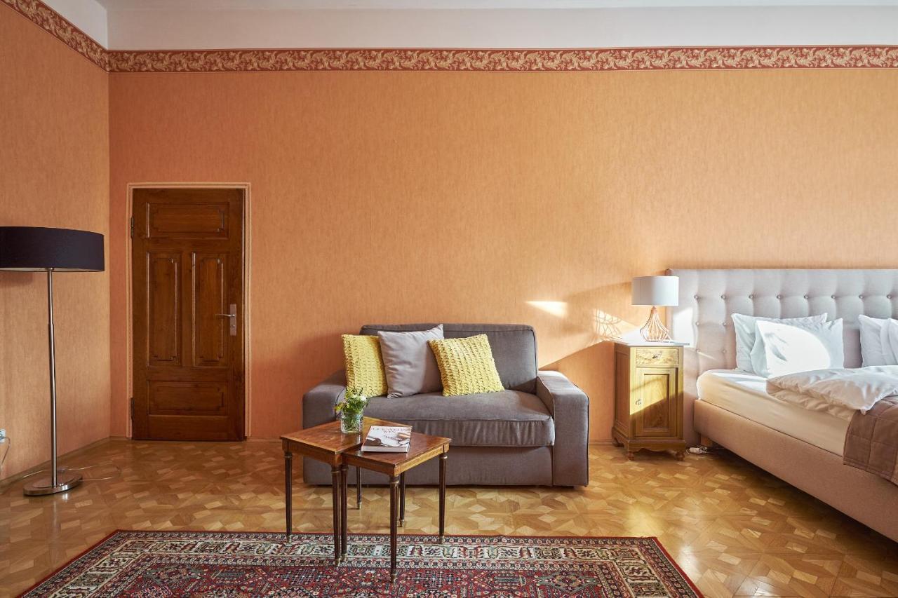 Boutique Palac Warmatowice Sienkiewiczowskie Legnica Kültér fotó